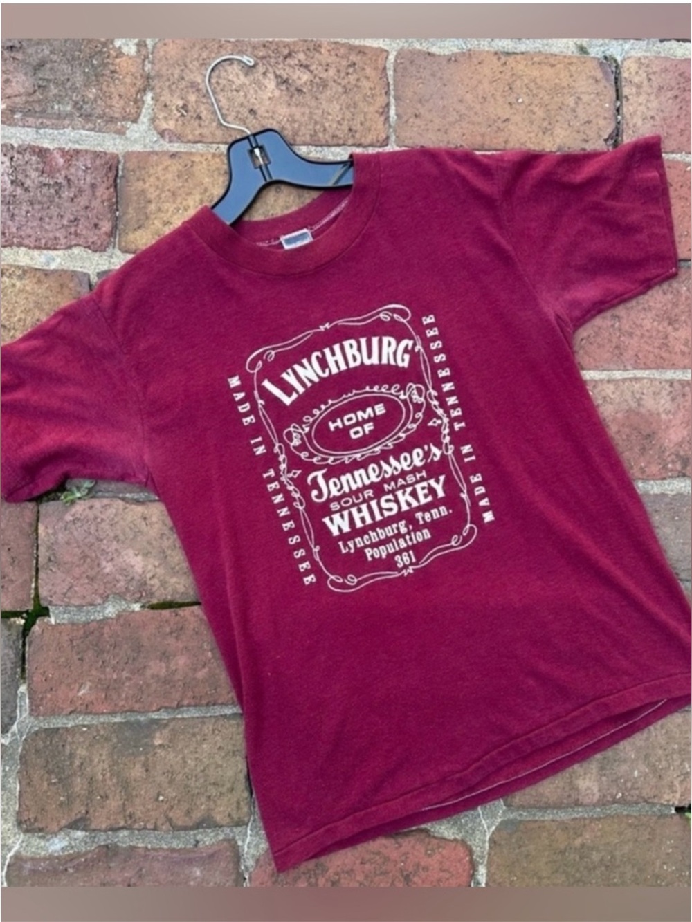 Vintage Lynchburg Tennessee sour mash whiskey T-shirt Medium